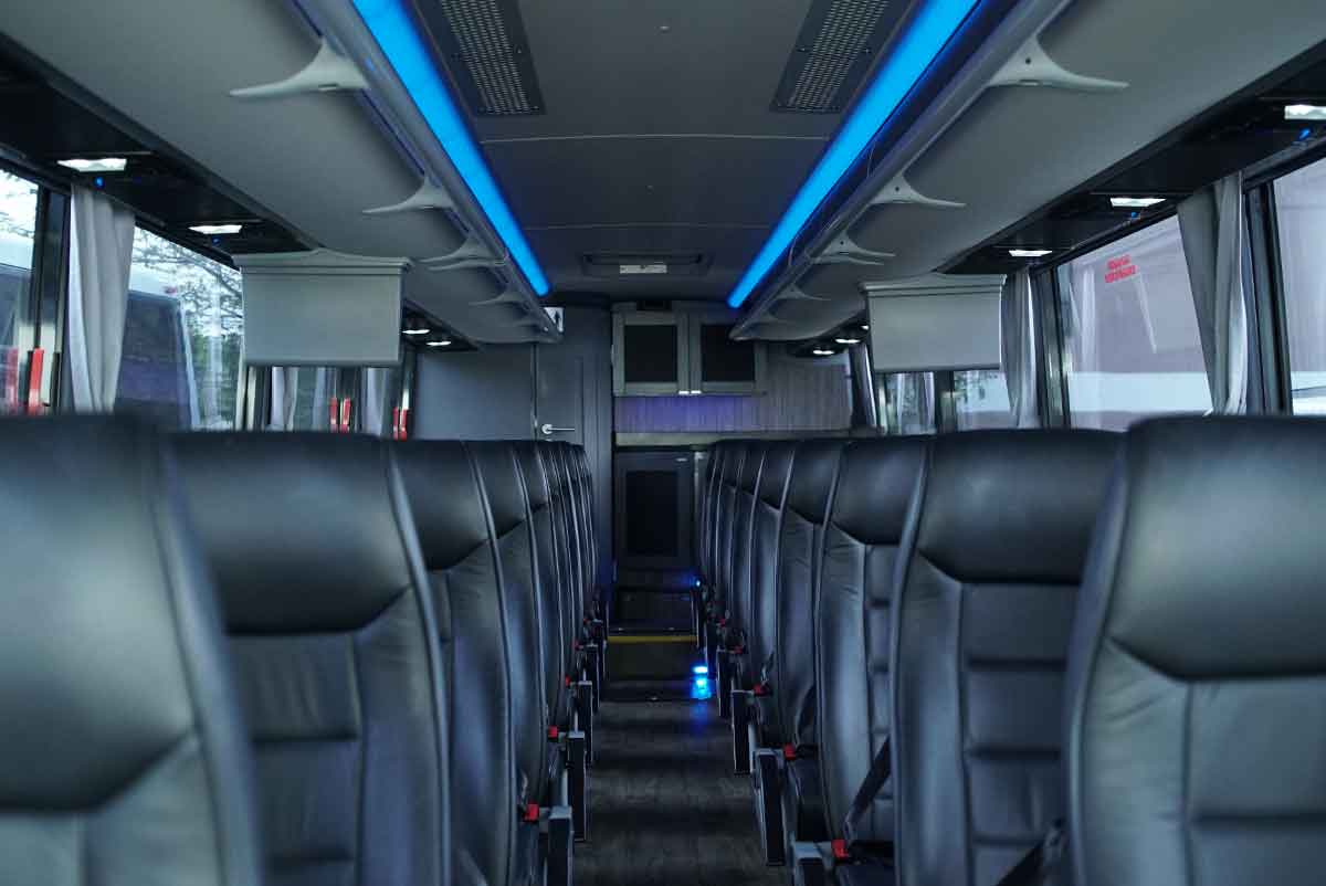 How to select a charter bus company